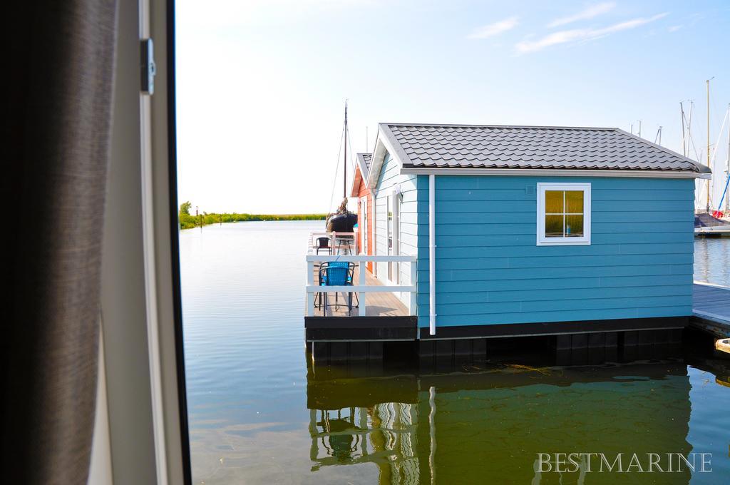 Bestmarine Waterchalets Flevo Marina Lelystad Quarto foto